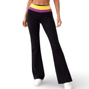 Lululemon Vintage Groove Pants (Regular) - Black/Purple/Yellow - Reversible